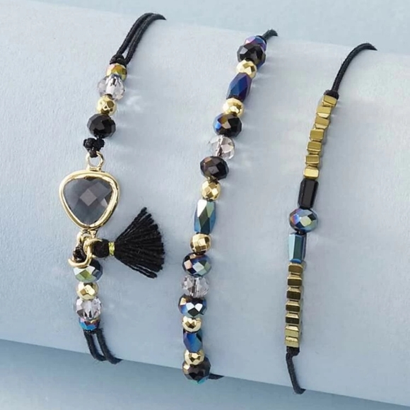 Jewelry - Cute Bracelet Set